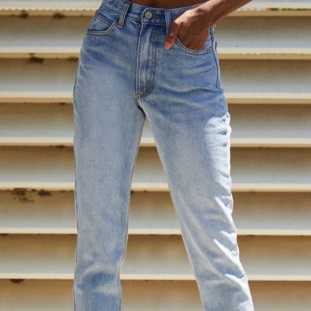 EUC John Galt Medium Wash Straight Leg Jeans size 24”